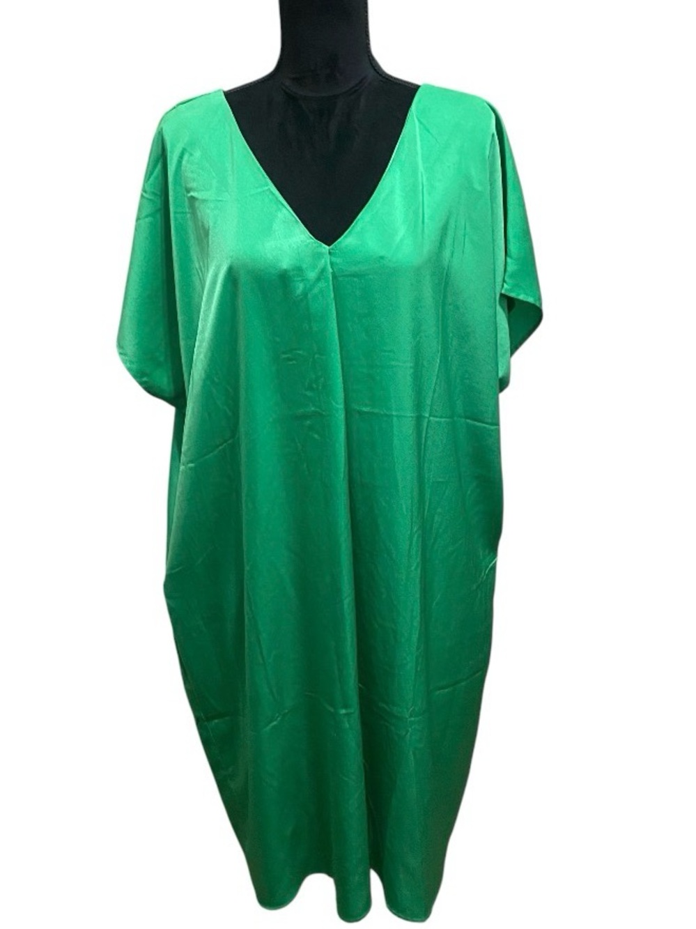 eesome Emerald Midi Dress - Picture 2 of 6